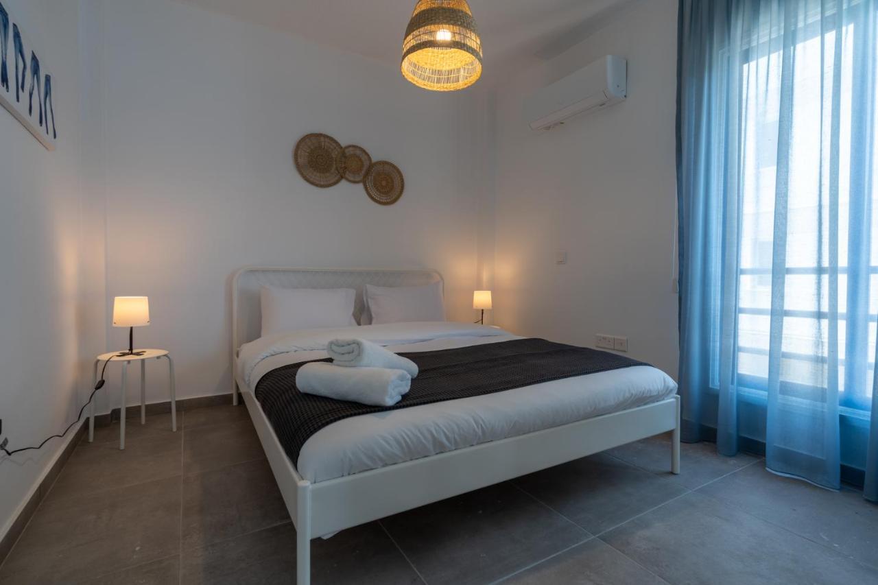 Odyssey - Captivating 2-Bedroom Retreat In Larnaka Exterior foto