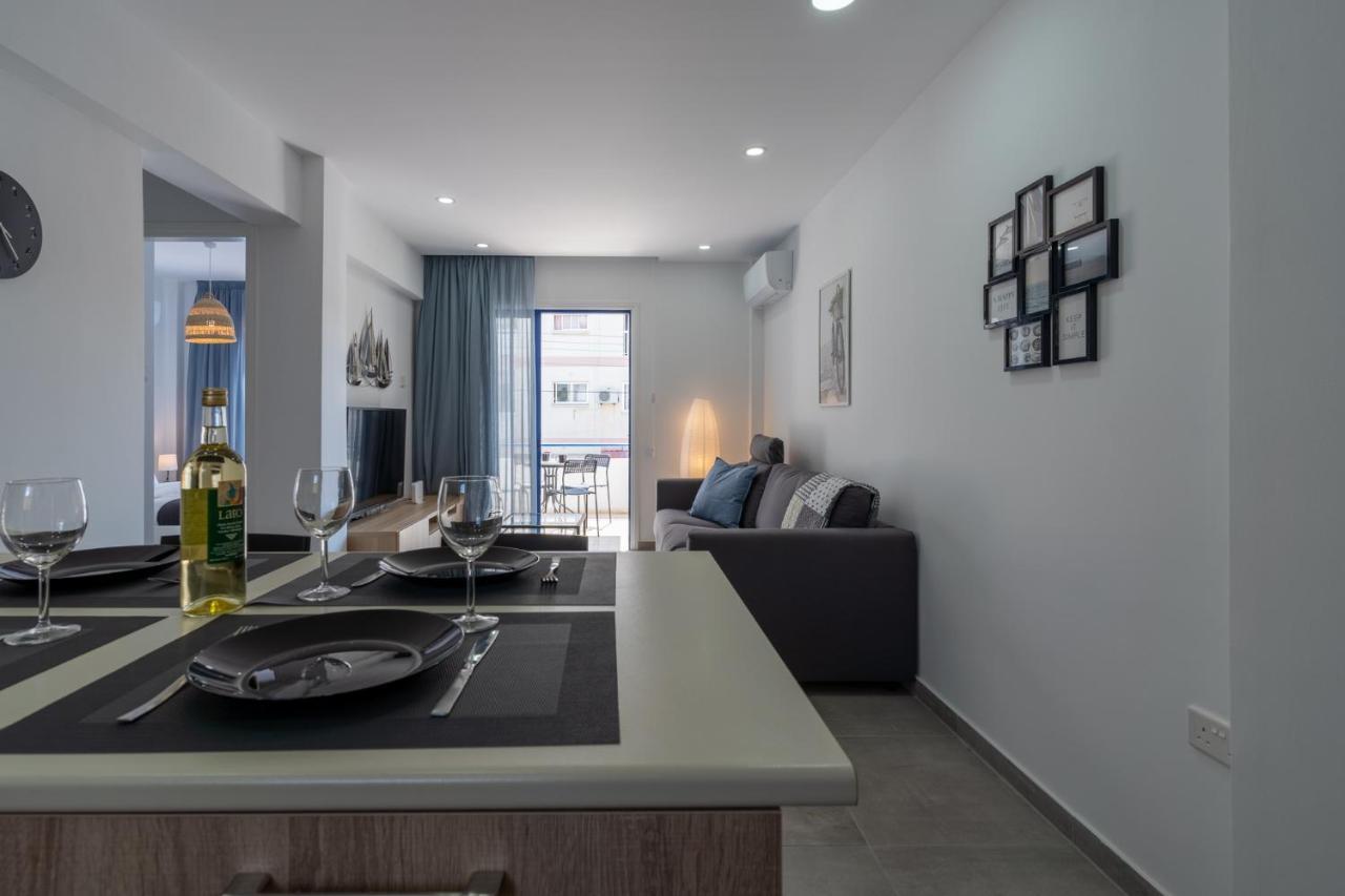 Odyssey - Captivating 2-Bedroom Retreat In Larnaka Exterior foto